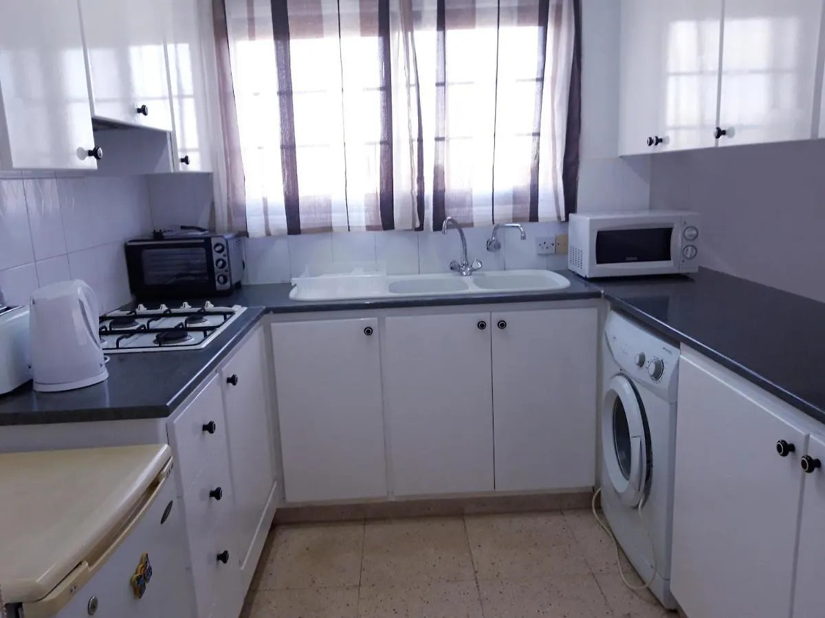 La Veranda Sea View Apartments Larnaca 0*,  Cyprus